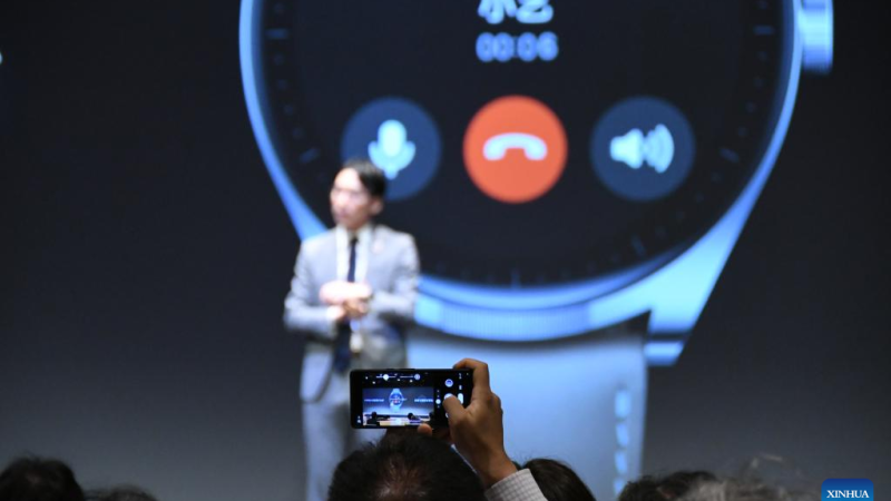 Huawei lança novos relógios inteligentes no Japão