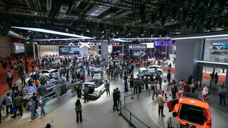 Vendas de veículos de passageiros da China aumentam 26,4% em maio