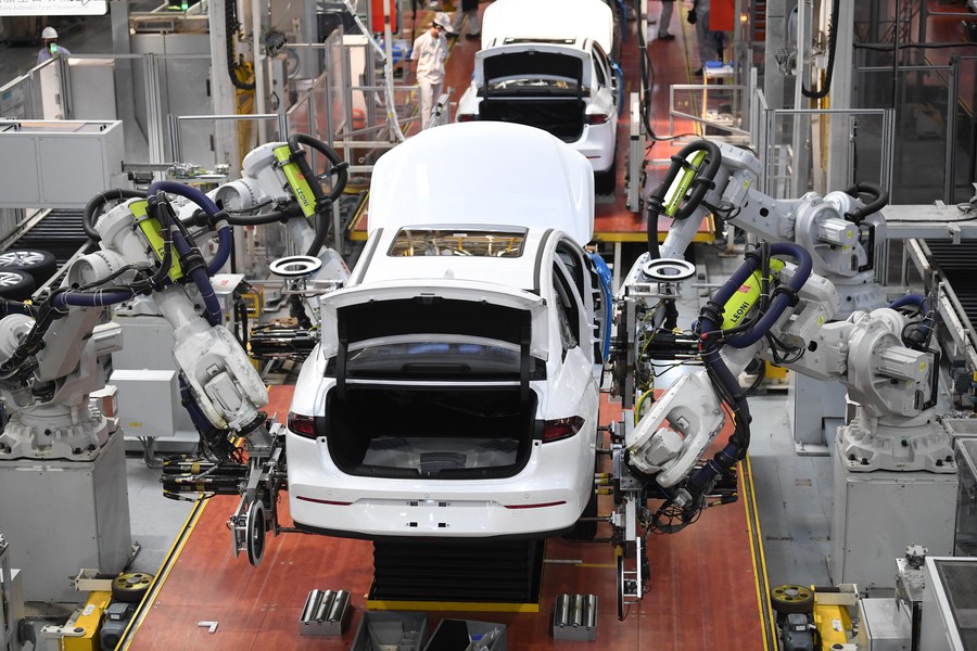 Setor automobilístico da China registra expansão em outubro