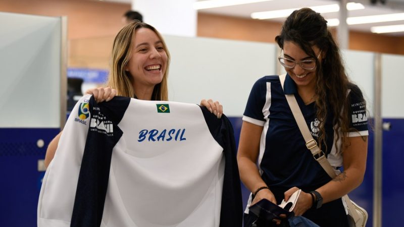  Jogos Mundiais Universitários de Chengdu recebem primeira delegação estrangeira