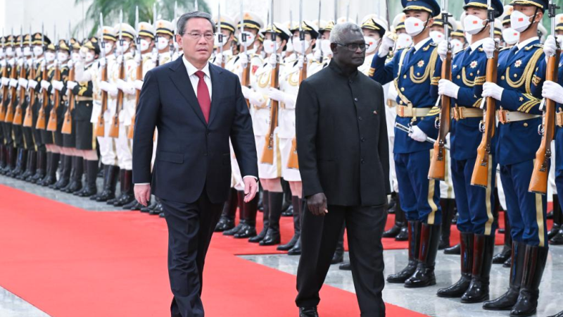 Premiê chinês conversa com primeiro-ministro das Ilhas Salomão