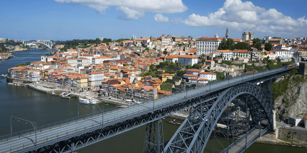 Líder de grupo parlamentar português diz que investimento chinês é bem-vindo