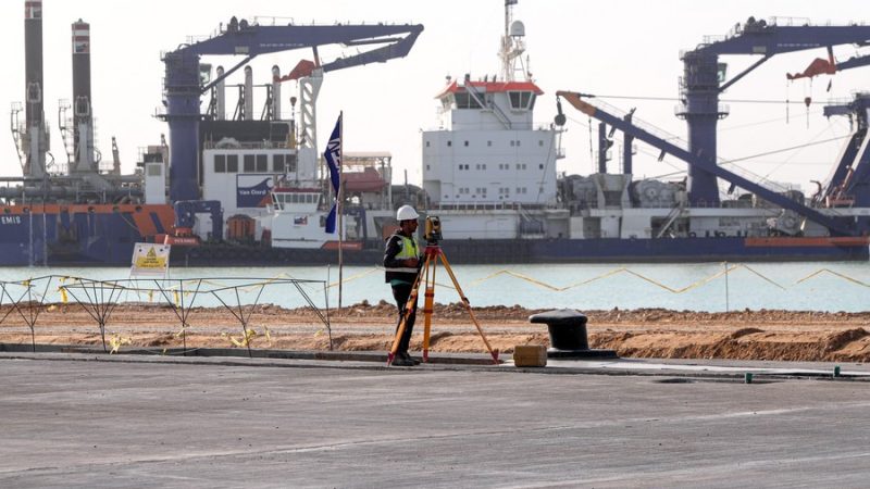 Consórcio internacional inicia desenvolvimento de novo terminal de contêineres no Egito