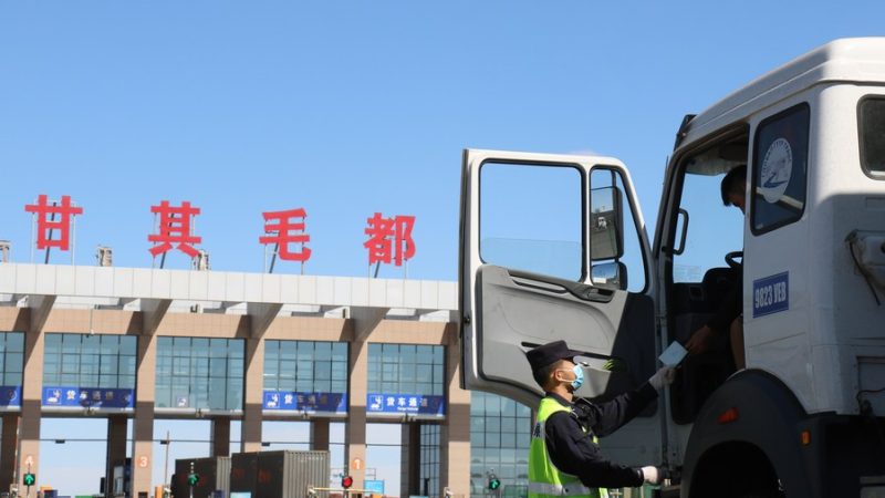 Porto fronteiriço China-Mongólia registra aumento de 172% no volume de mercadorias