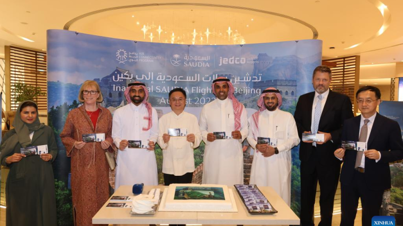 Transportadora saudita lança rota direta para Beijing