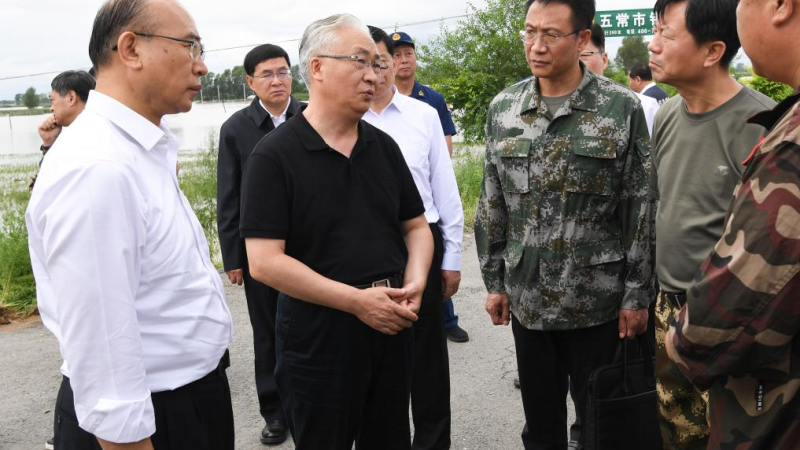 Vice-premiê chinês pede minimização de vítimas e perdas de propriedade nas devastações pelas inundações