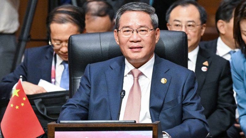Premiê chinês pede que Cúpula do Leste Asiático promova melhor estabilidade e prosperidade regionais
