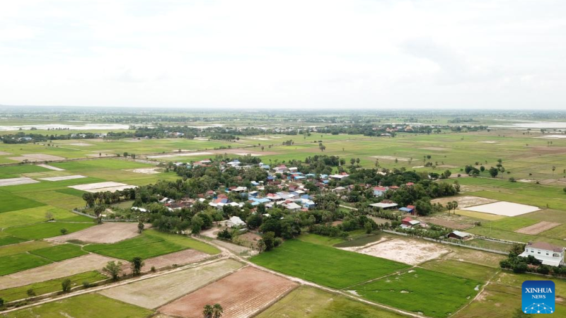 Projeto de alívio da pobreza apoiado pela China traz esperança à aldeia remota do Camboja