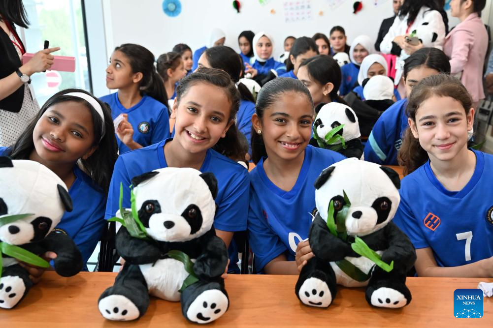 Primeiro centro cultural chinês na região do Golfo inicia funcionamento experimental no Kuwait