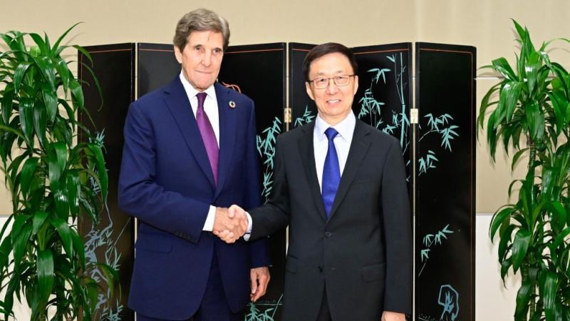 China honrará inabalavelmente dois compromissos de carbono, diz vice-presidente