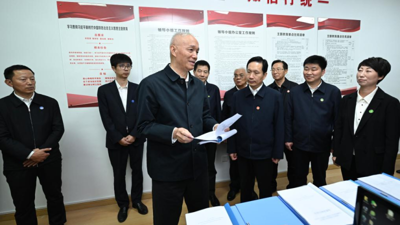 Alto funcionário do PCCh enfatiza abordagem de preocupações imediatas das pessoas