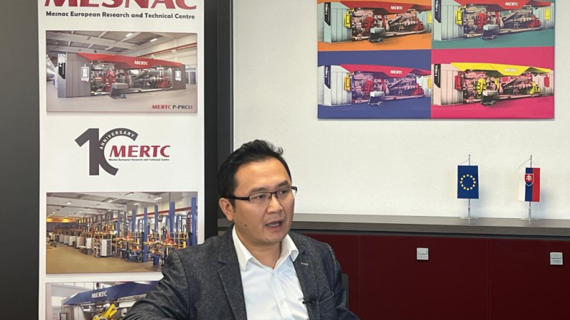 Colaboração sino-eslovaca eleva padrões das máquinas de pneus na Europa