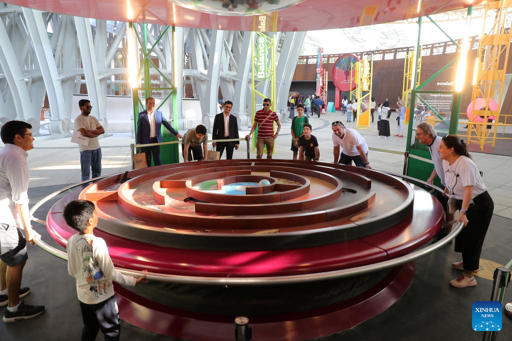 China estabelece sinergias nos esforços de desenvolvimento verde com países do Oriente Médio