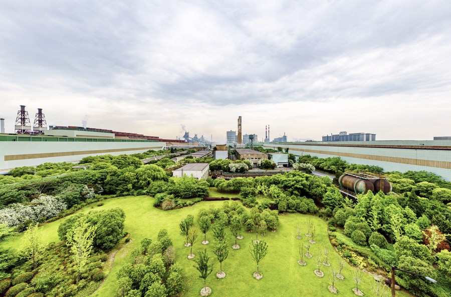 Lucros das empresas estatais centrais da China atingem US$ 338,2 bilhões nos primeiros 11 meses