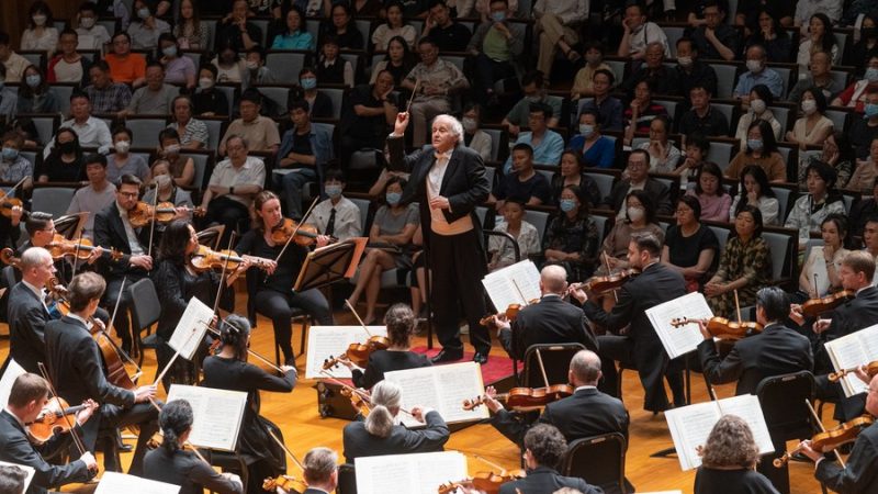 Beijing fatura US$ 320 milhões com eventos artísticos comerciais em 2023