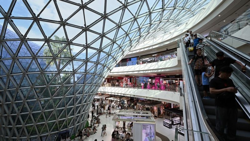 Vendas isentas de impostos impulsionam comércio exterior na cidade chinesa de Sanya