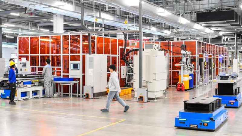 Montadora chinesa de veículos elétricos BYD apresenta plano de investimentos ao presidente Lula