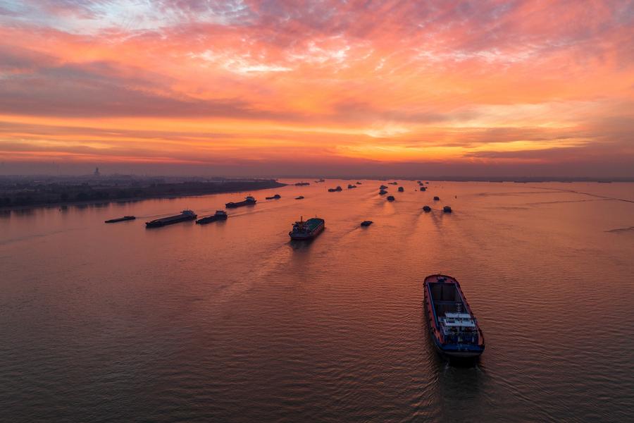 China lança repressão policial contra crimes relacionados à poluição ao longo do Yangtzé