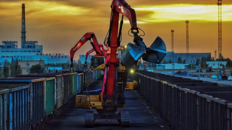 Enviados estrangeiros elogiam próspera Xinjiang em conferência