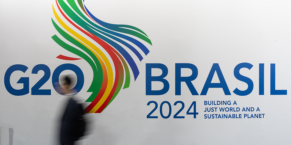 Lideranças de favelas entregam documento ao G20 com ações prioritárias para redução da desigualdade