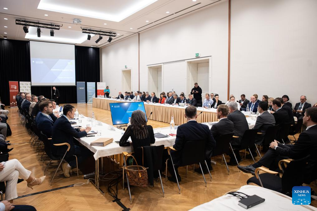 Indústria automobilística eslovena busca laços mais fortes com a China em meio à transição verde