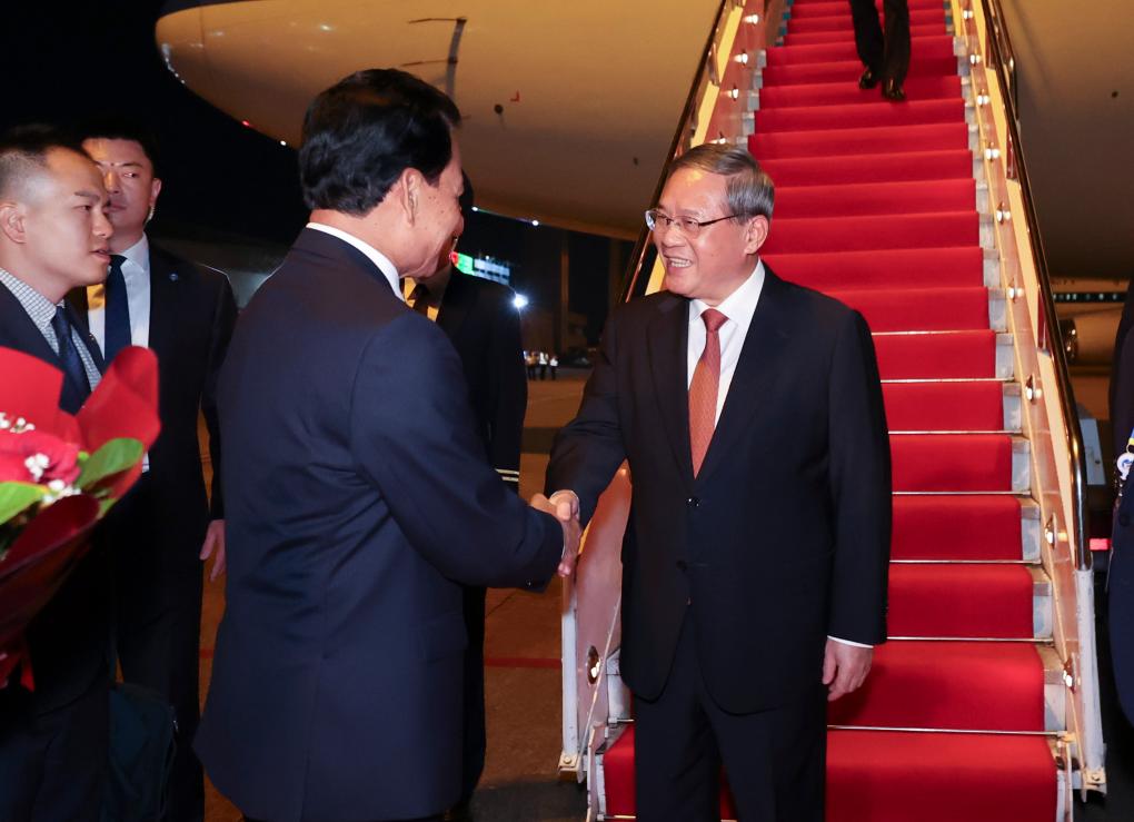 China apoia firmemente a construção da Comunidade da ASEAN, diz primeiro-ministro chinês