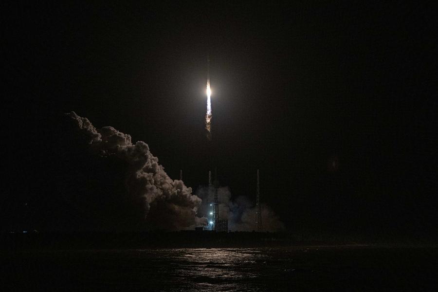 Explicador: Foguete transportador Longa Marcha-12, da China