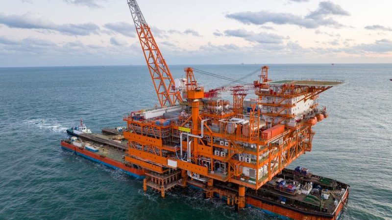  Começa operação de megacampo petrolífero de rocha metamórfica no Mar de Bohai, na China