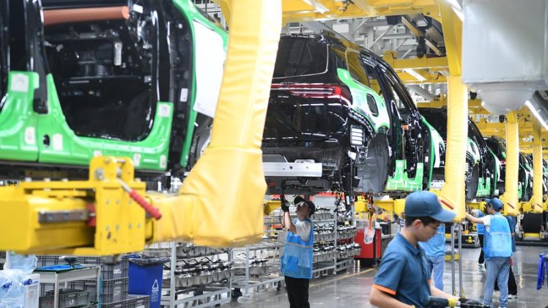 China estabelece mais de 30 mil fábricas inteligentes, diz ministério