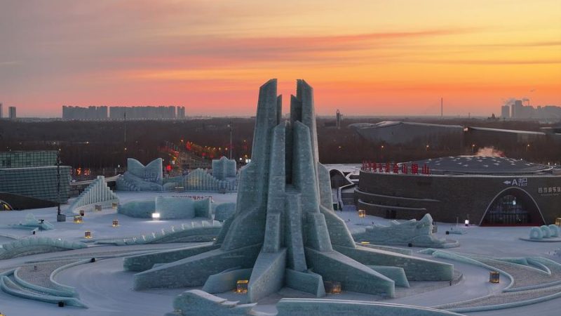 Maior parque de gelo e neve do mundo encerra edição com recorde de visitas turísticas