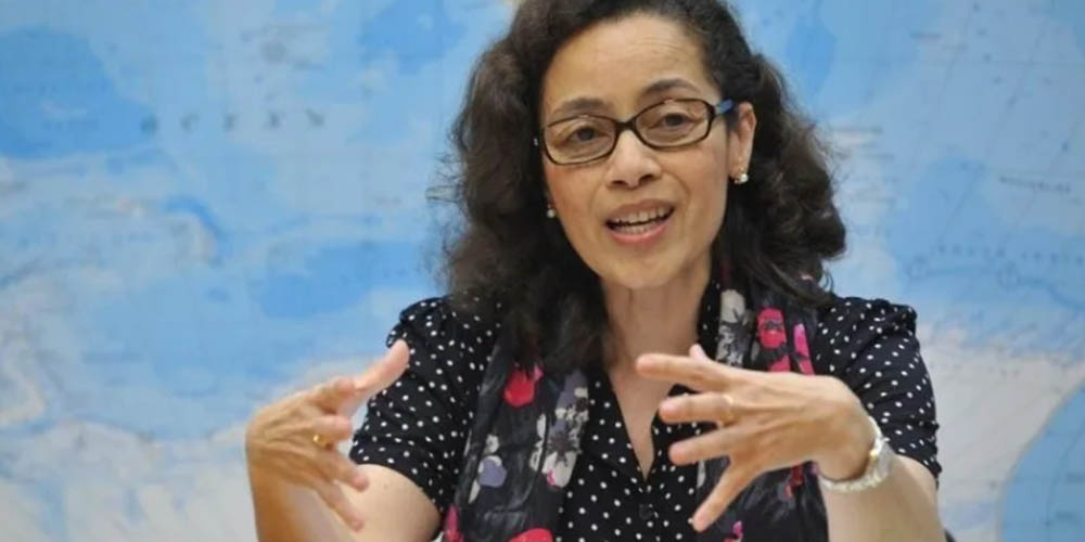 Secretária-geral da chancelaria brasileira, Maria Laura da Rocha, visita Centro Nacional de Artes Cênicas da China