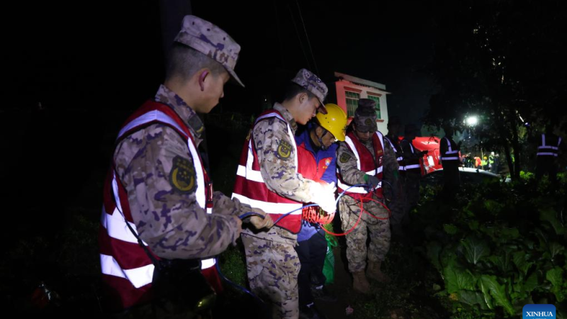 Deslizamento de terra deixa 29 pessoas desaparecidas no sudoeste da China