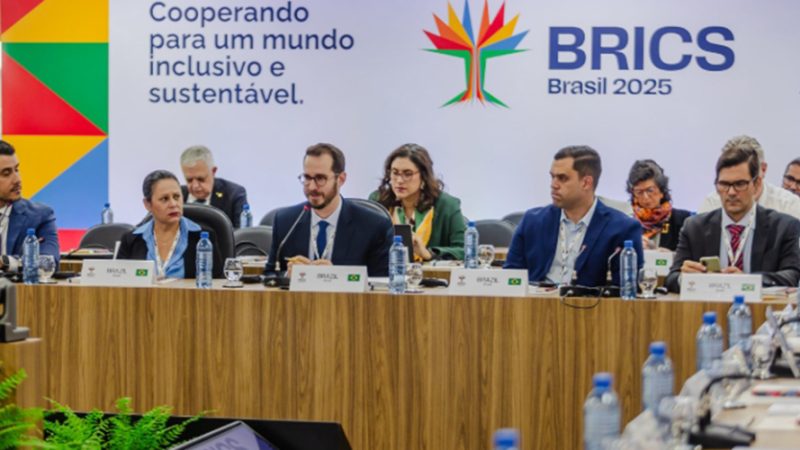 Países do BRICS fortalecem cooperação científica nas áreas oceânica e polar durante reunião no Brasil