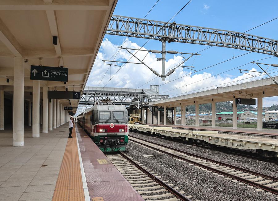 Ferrovia Etiópia-Djibuti promete remodelar dinâmica comercial e promover desenvolvimento regional