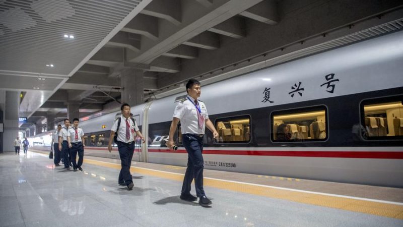 Sistema ferroviário da China lida com 1,46 bilhão de viagens nos primeiros quatro meses, batendo novo recorde