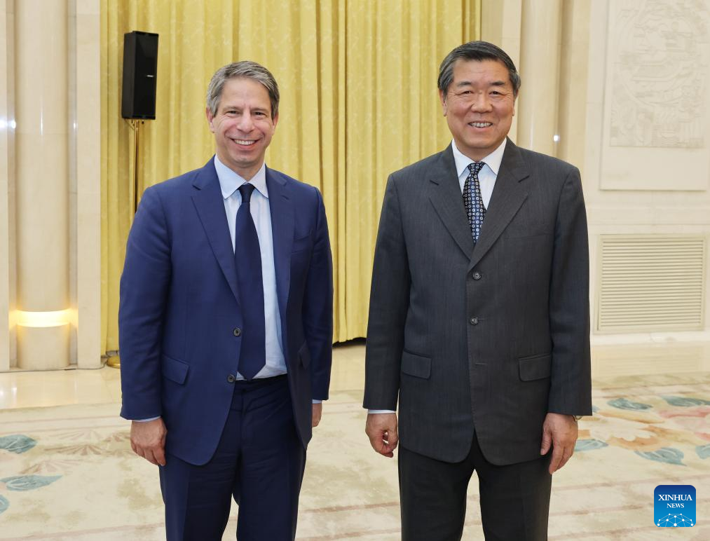 Vice-premiê diz que instituições financeiras com capital dos EUA são bem-vindas no mercado de capitais da China