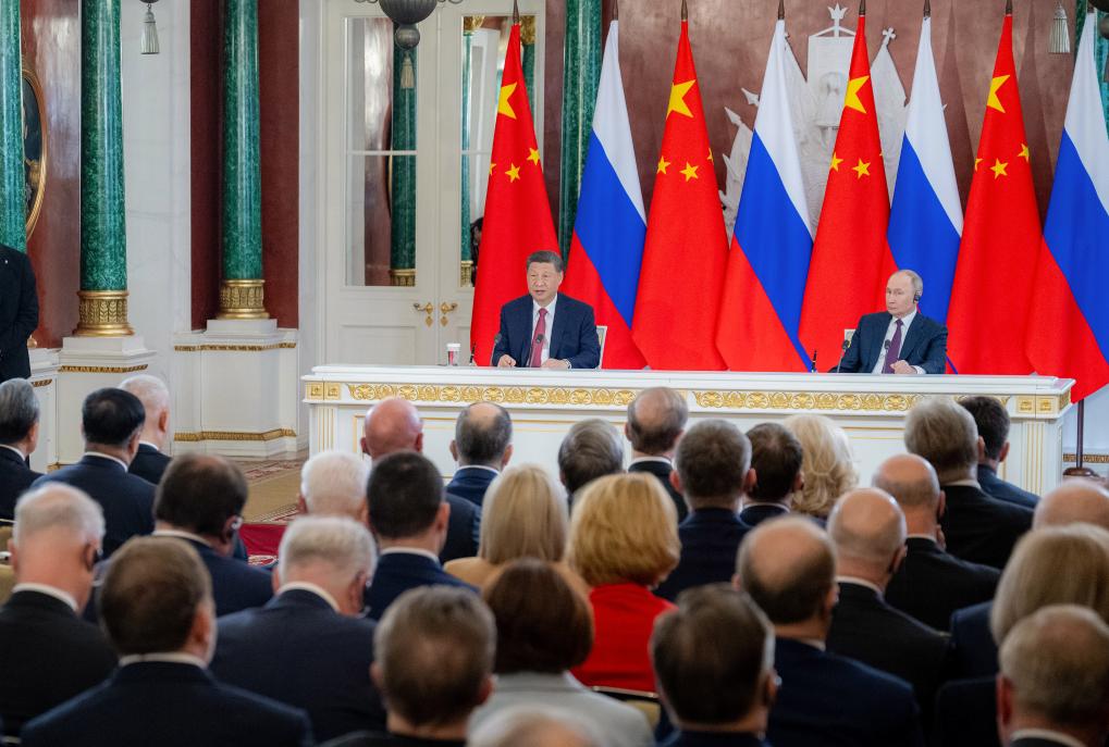 Xi diz que China e Rússia devem fazer novas e maiores contribuições para desenvolvimento e revitalização nacionais, equidade e justiça internacionais