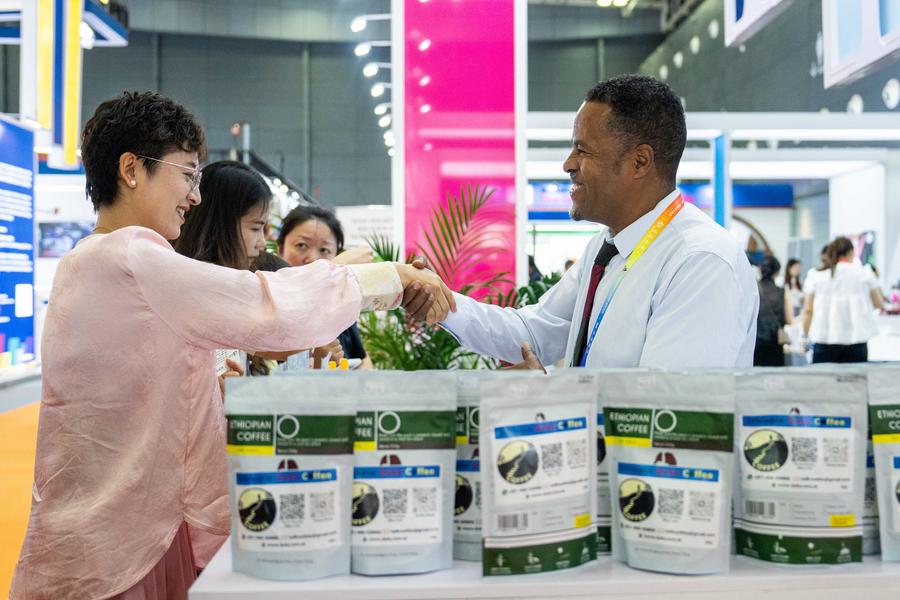 Exposição China-África se encerra com assinatura de um grande número de acordos