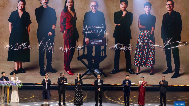 Festival internacional de cinema tem início em Shangai