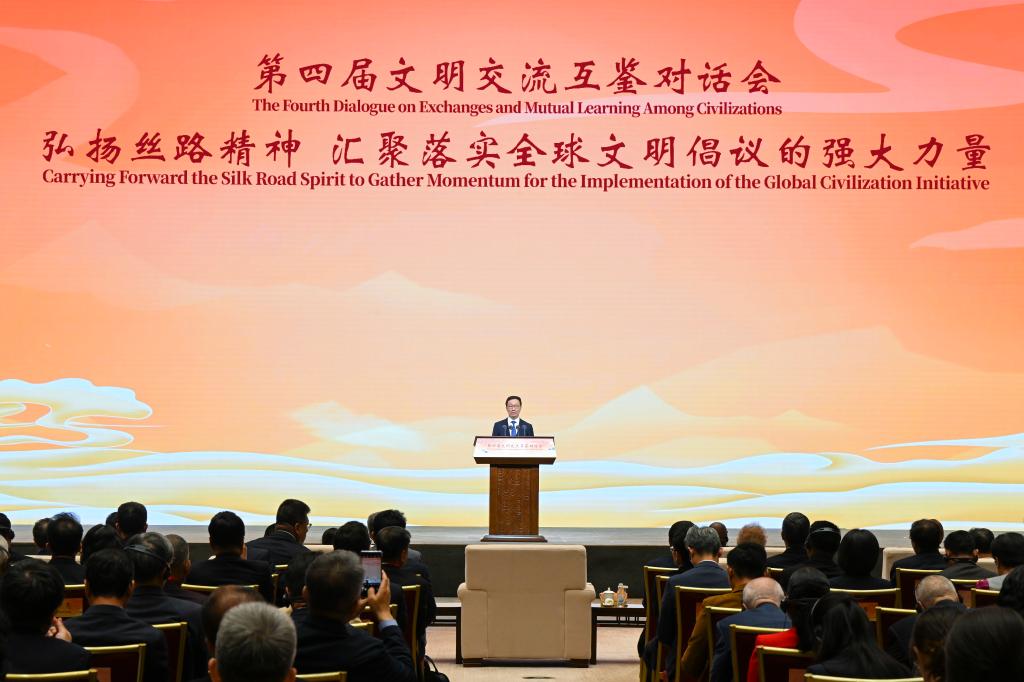 Vice-presidente chinês discursa em diálogo sobre intercâmbios e aprendizagem mútua entre civilizações