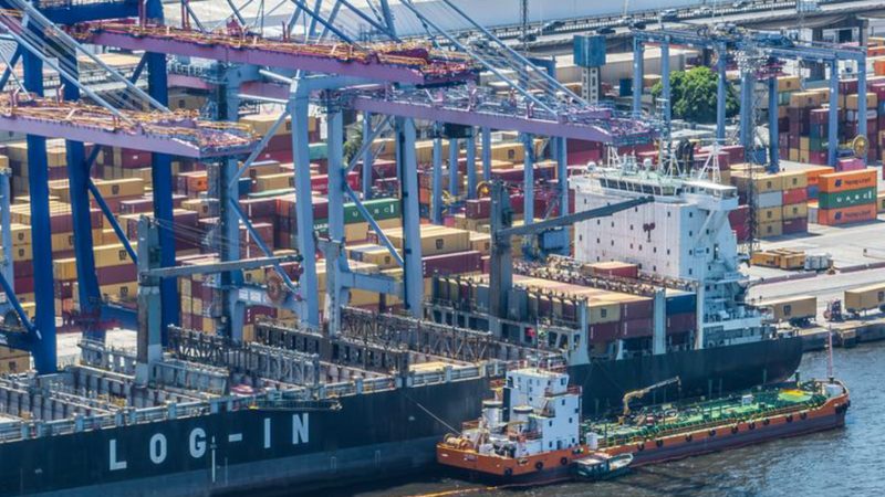 Mercado brasileiro eleva projeção de crescimento do PIB para 2,21% e reduz projeção de inflação para 2025