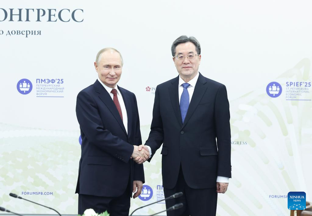 China disposta a trabalhar com Rússia para consolidar confiança política mútua e fortalecer vínculos de interesses compartilhados, diz vice-premiê