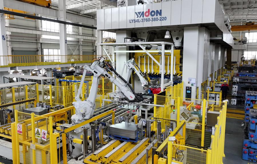 Setor manufatureiro da China vê impulso mais forte com transformação constante