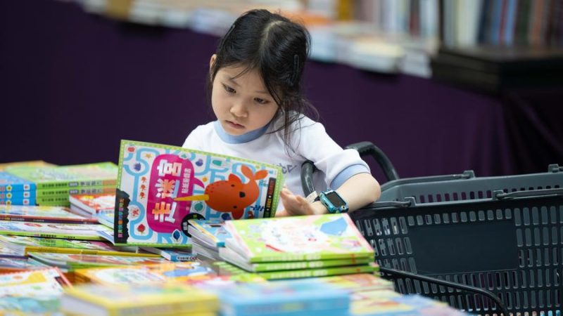 Carnaval anual do livro de Macau começa para promover cultura da Ásia Oriental