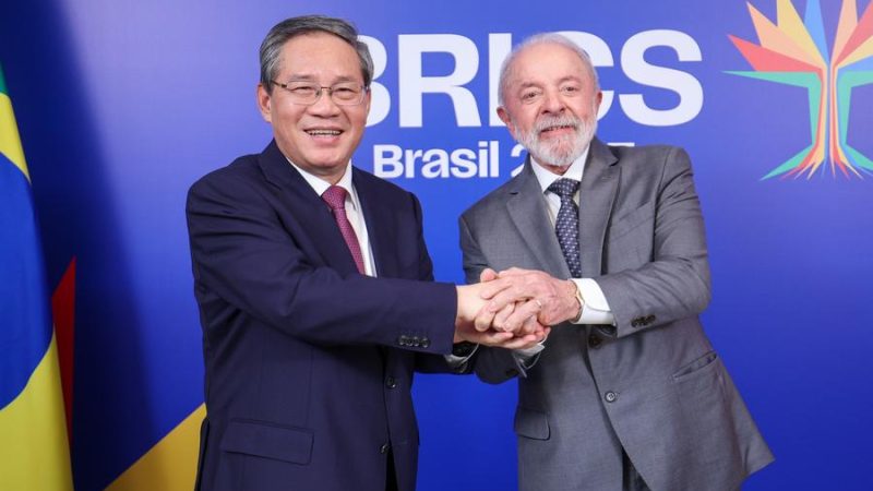 Primeiro-ministro chinês diz que ampliará cooperação com Brasil em economia digital e aeroespaço