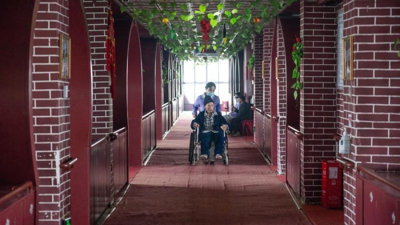 Seguro médico básico da China cobre mais de 95% das pessoas com deficiência