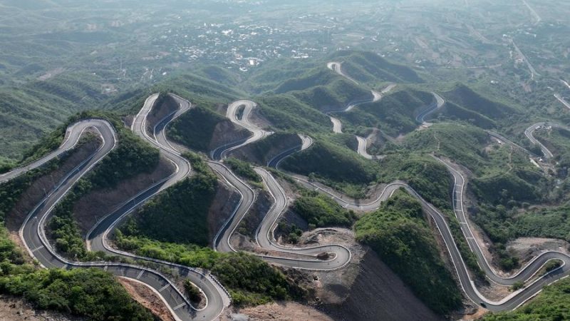 China divulga regulamentações sobre estradas rurais