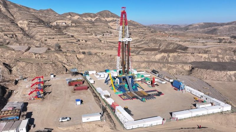 Produção diária de petróleo de xisto do Campo Petrolífero Changqing ultrapassa dez mil toneladas