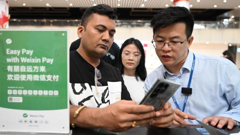 Centro de aviação no sul da China lida com 10 milhões de viagens transfronteiriças