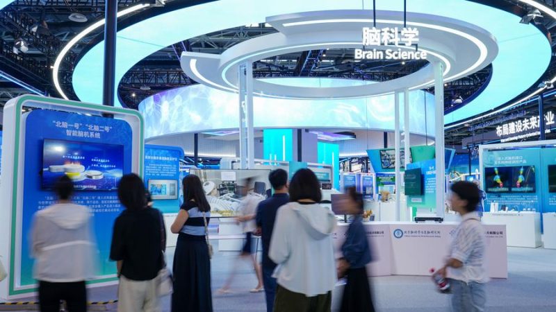 China visa alcançar avanços na tecnologia de interface cérebro-computador até 2027